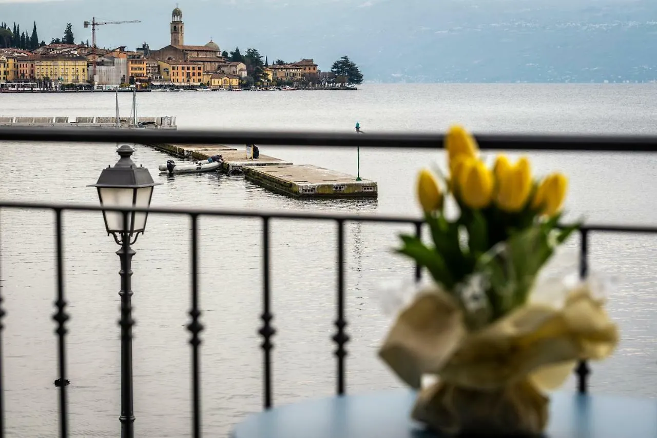 Apartment Casa Mari Fronte Lago Salo