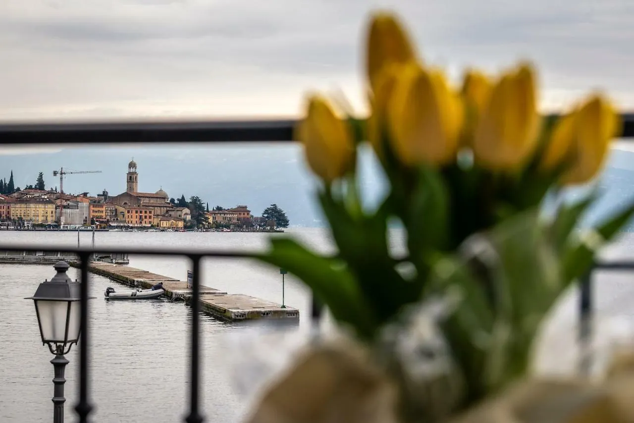 Casa Mari Fronte Lago Salo